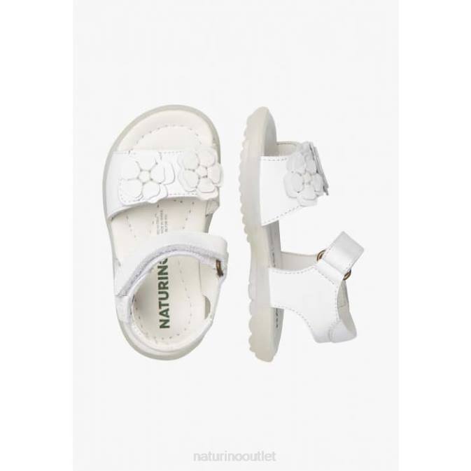 Kids Naturino White BEGONIA Leather Sandals with Applied Flowers J6T6246
