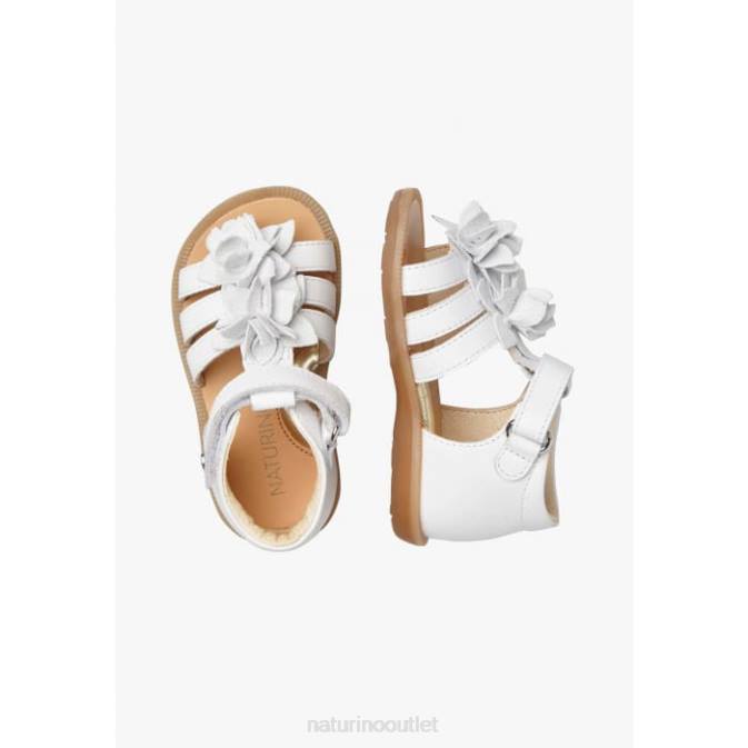 Kids Naturino White ZOEYY Leather Sandals with Applied Flowers J6T6239